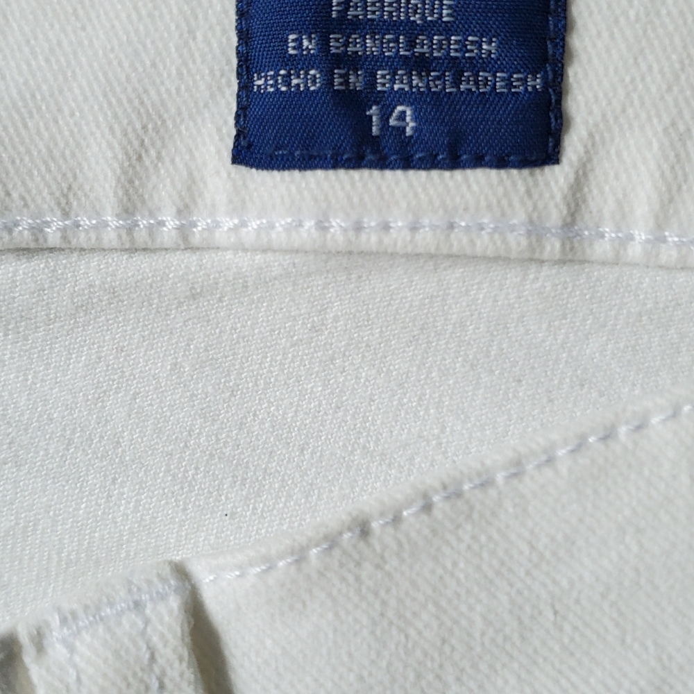 Denim - Picture 5 of 5
